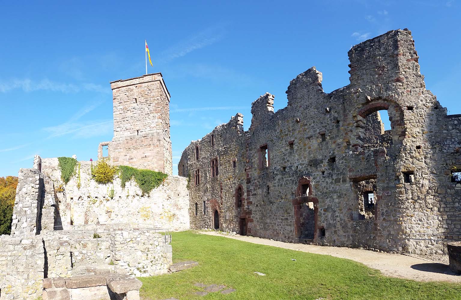 Burg Rötteln www.die4hartwigs.de