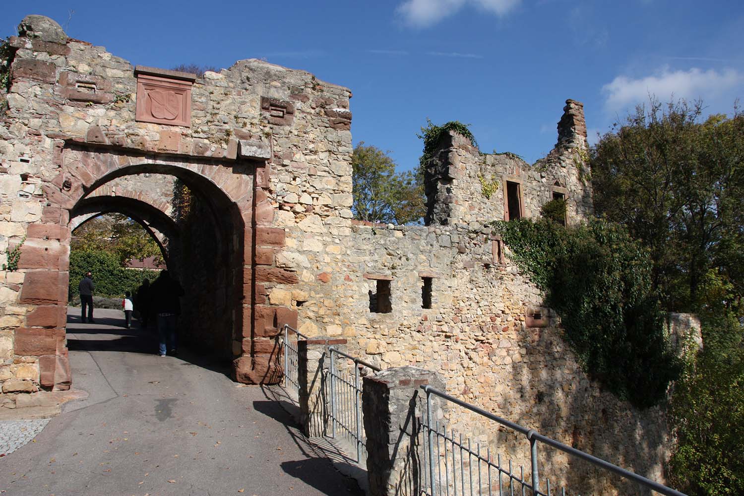 Burg Rötteln www.die4hartwigs.de