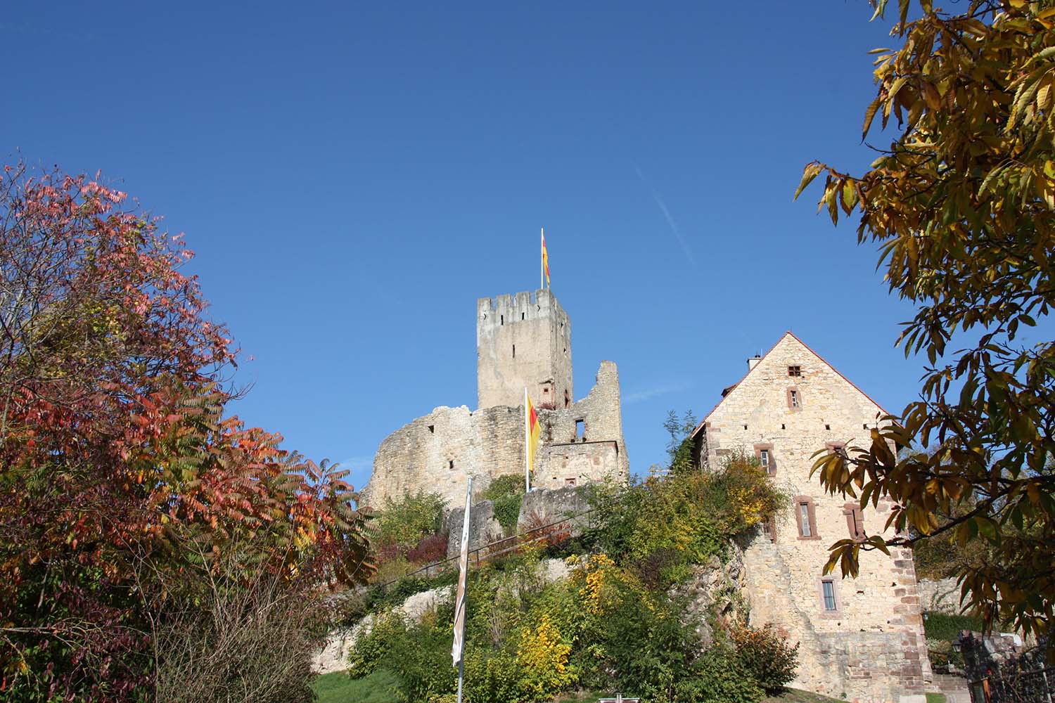 Burg Rötteln www.die4hartwigs.de