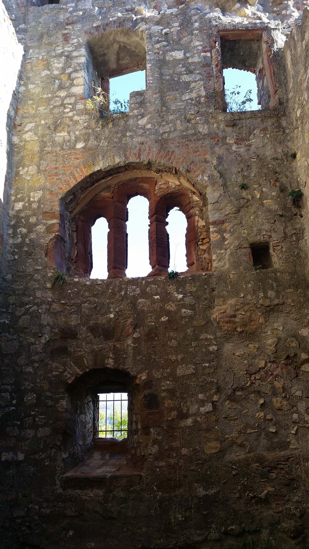 Burg Rötteln www.die4hartwigs.de