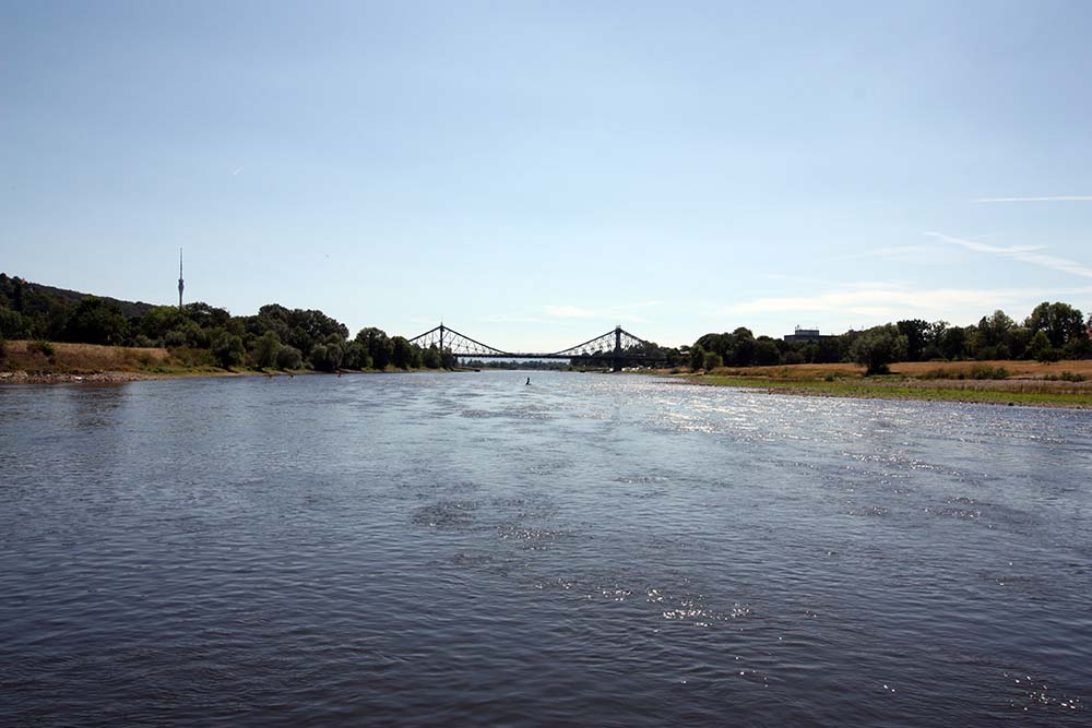 Elbfahrt mit dem Dampfschiff Diesbar www.die4hartwigs.de