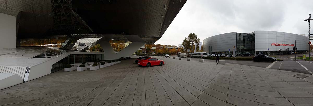 Porsche Museum Stuttgart www.die4hartwigs.de