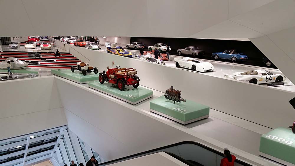 Porsche Museum Stuttgart www.die4hartwigs.de