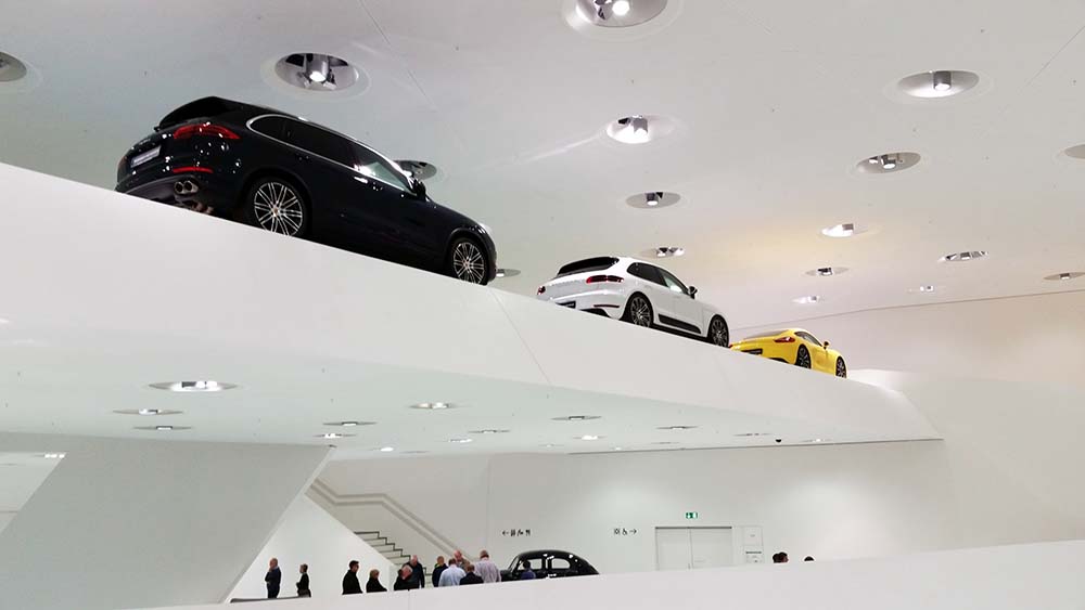 Porsche Museum Stuttgart www.die4hartwigs.de