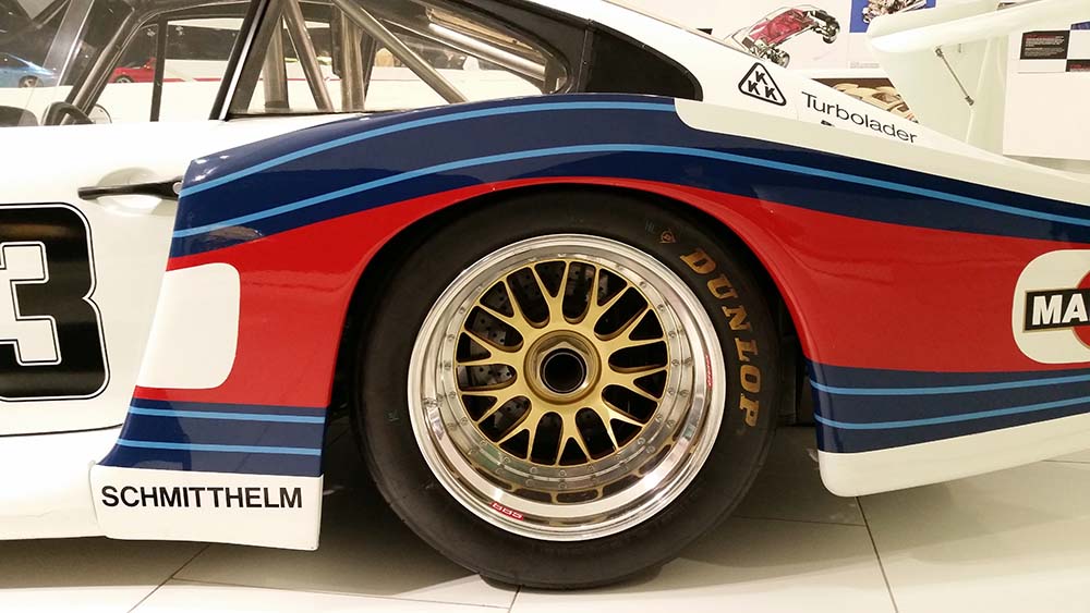 Porsche Museum Stuttgart www.die4hartwigs.de